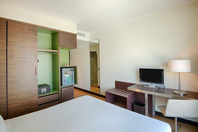 Hotel NH Savona Darsena