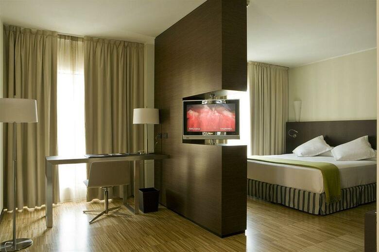 Hotel NH Savona Darsena