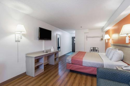 Motel 6 Lawrence Ks