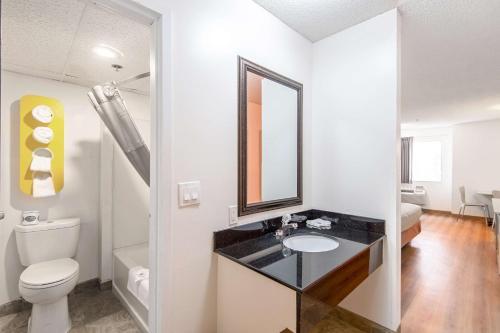 Motel 6 Lawrence Ks