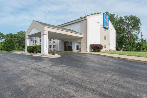 Motel 6 Lawrence Ks