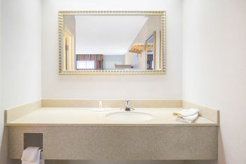 Hotel Super 8 Motel - London