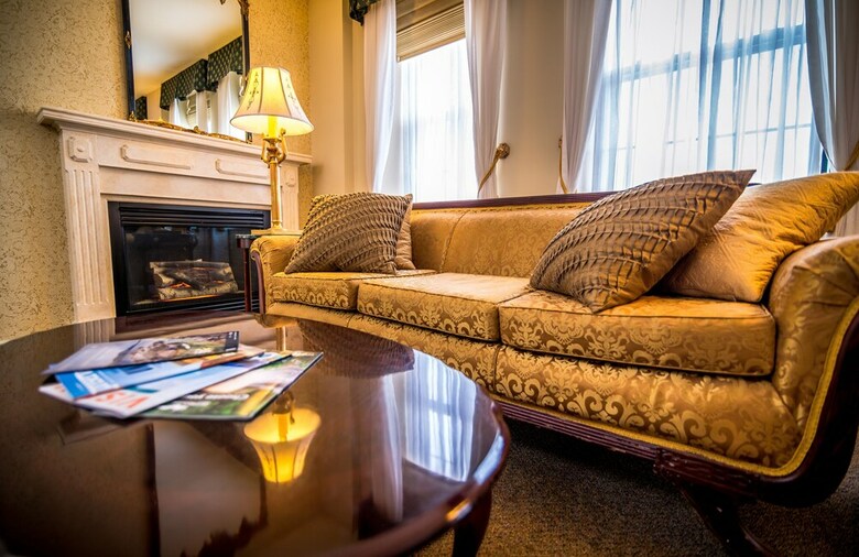 Hotel Landmark Inn
