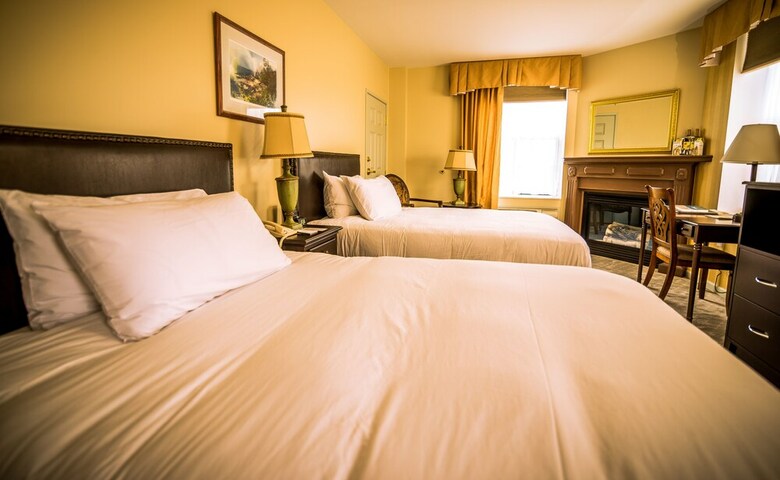 Hotel Landmark Inn