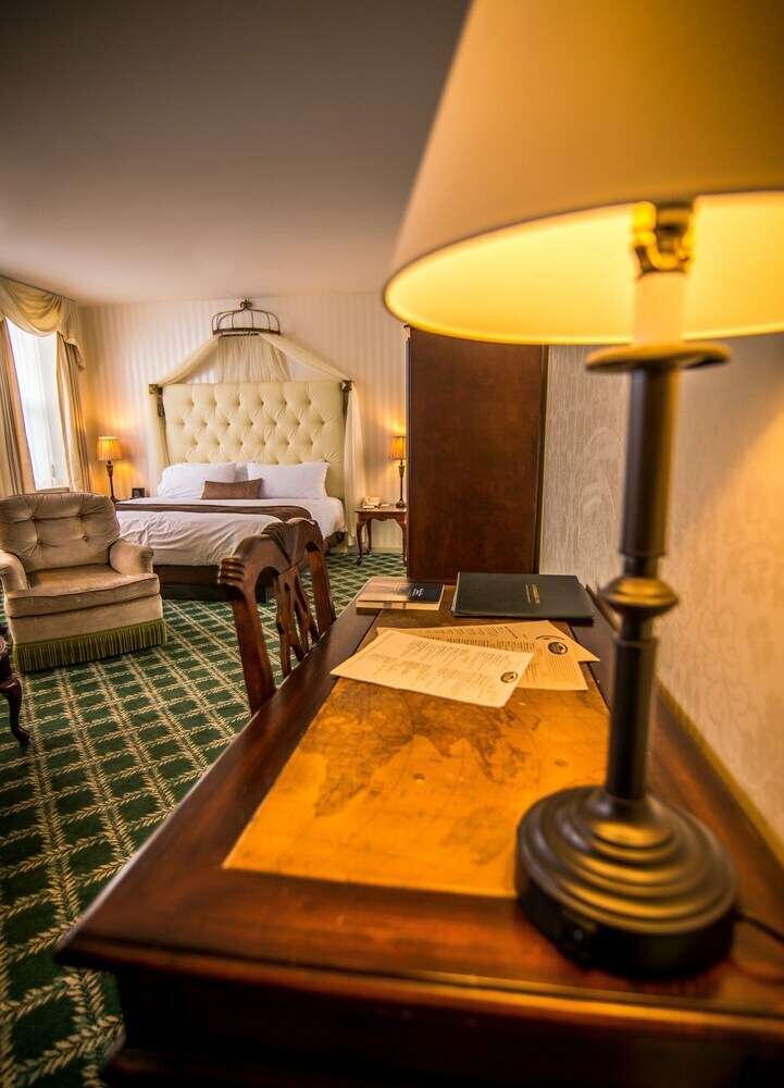 Hotel Landmark Inn