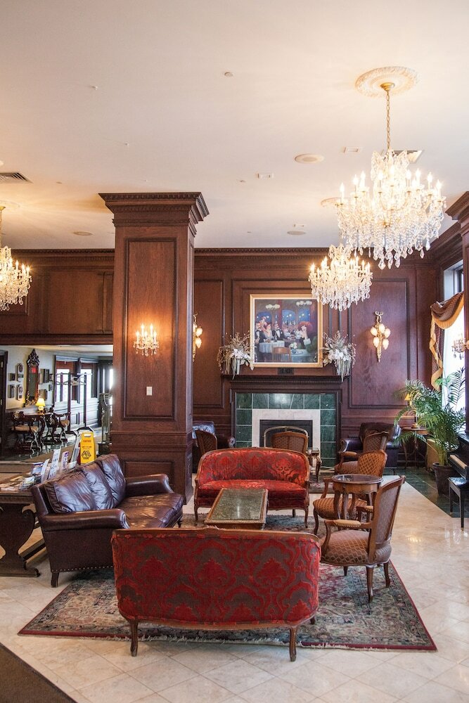 Hotel Landmark Inn