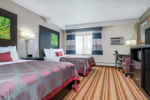 Hotel Ramada By Wyndham Minneapolis Golden Valley