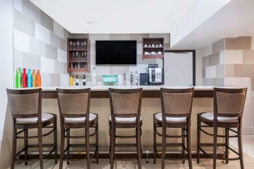 Hotel Ramada By Wyndham Minneapolis Golden Valley