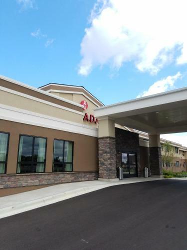 Hotel Ramada By Wyndham Minneapolis Golden Valley