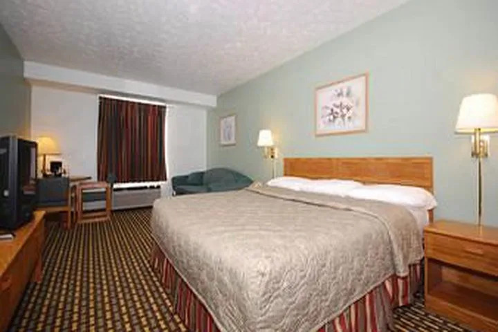 Hotel Super 8 Motel - Bolivar