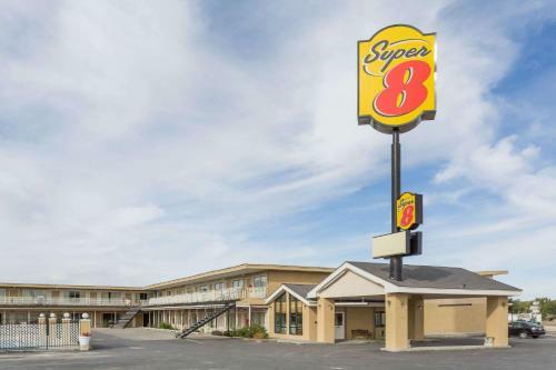 Hotel Super 8 By Wyndham Wells