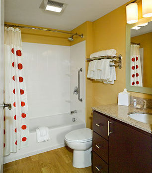 Hotel Towneplace Suites By Marriott Gilford