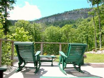 Minnewaska Lodge