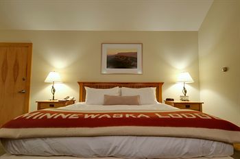 Minnewaska Lodge