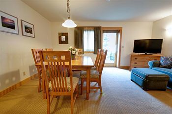 Minnewaska Lodge