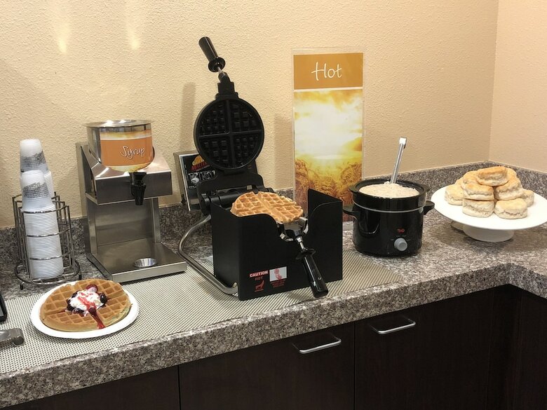 Hotel Quality Inn & Suites