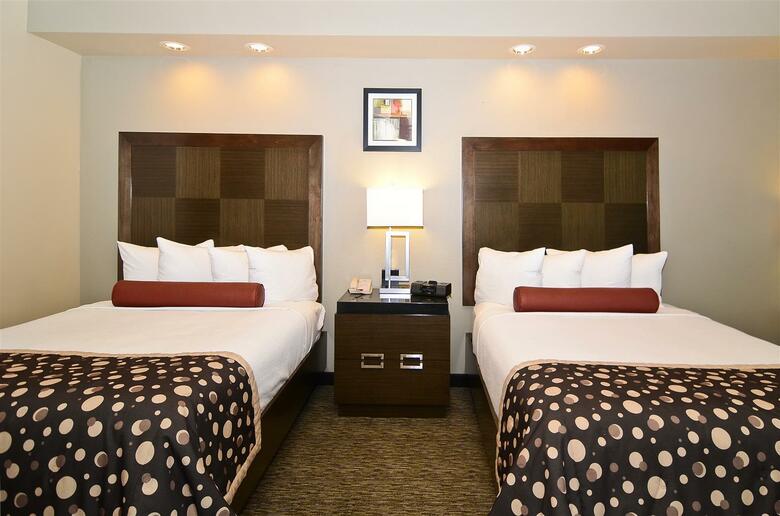Hotel Best Western Premier Crown Chase Inn & Suites