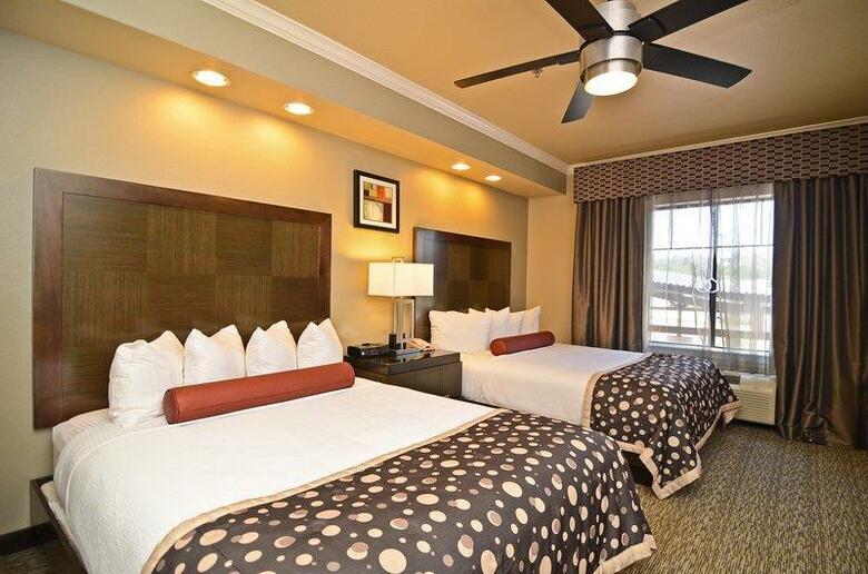 Hotel Best Western Premier Crown Chase Inn & Suites