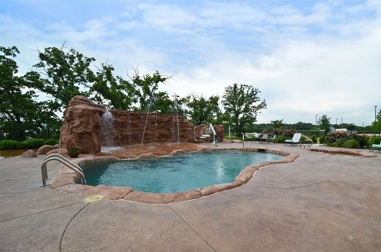 Hotel Best Western Premier Crown Chase Inn & Suites