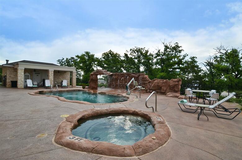 Hotel Best Western Premier Crown Chase Inn & Suites