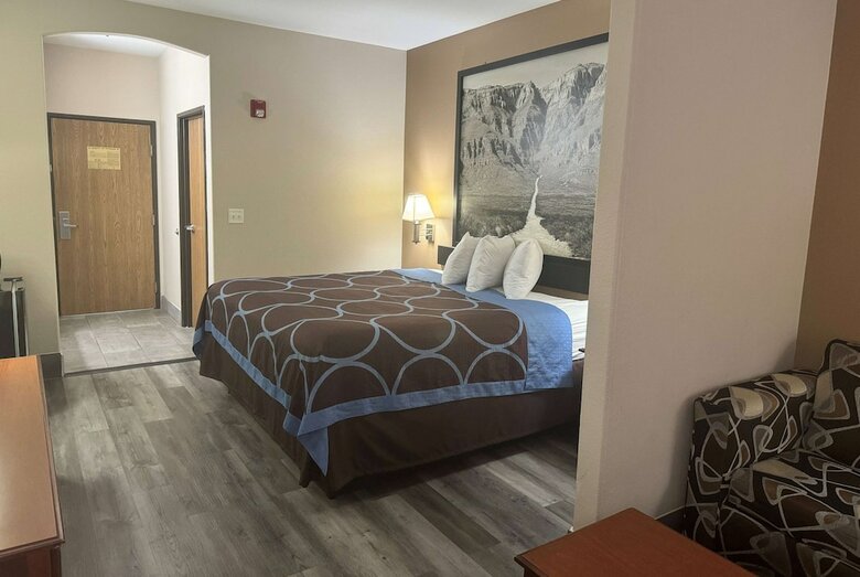 Hotel Super 8 Motel Huntsville Texas
