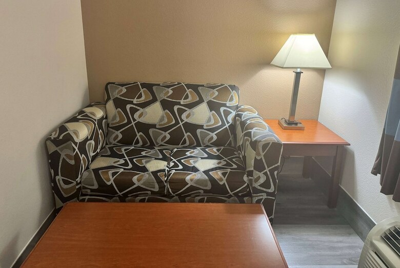 Hotel Super 8 Motel Huntsville Texas