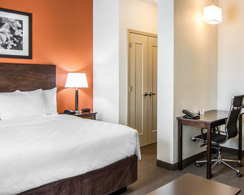 Hotel Mainstay Suites