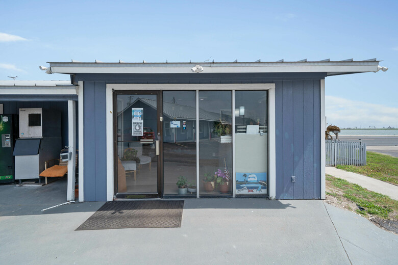 Sea View Motel