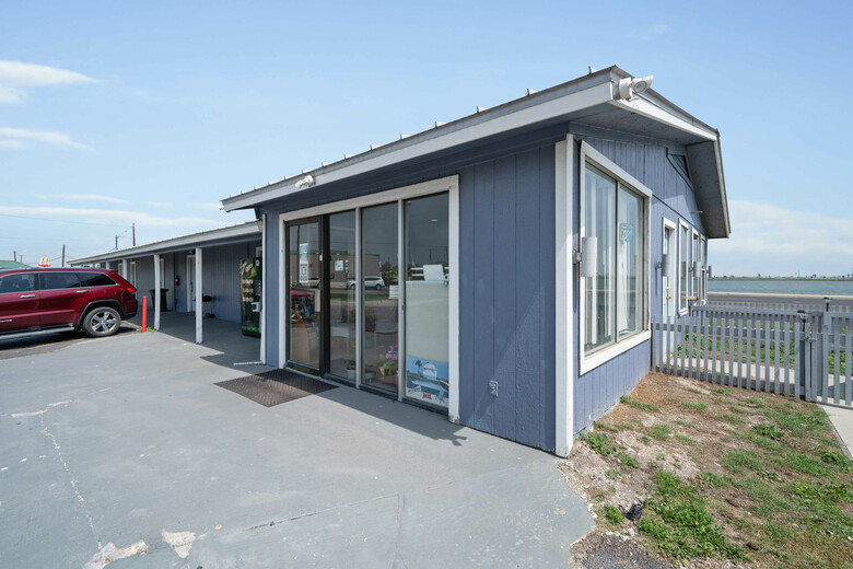 Sea View Motel