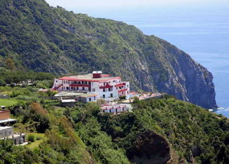 St Leonard Hotel