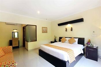 Hotel Respati Beach