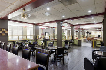 Clarion Hotel Detroit Metro Airport