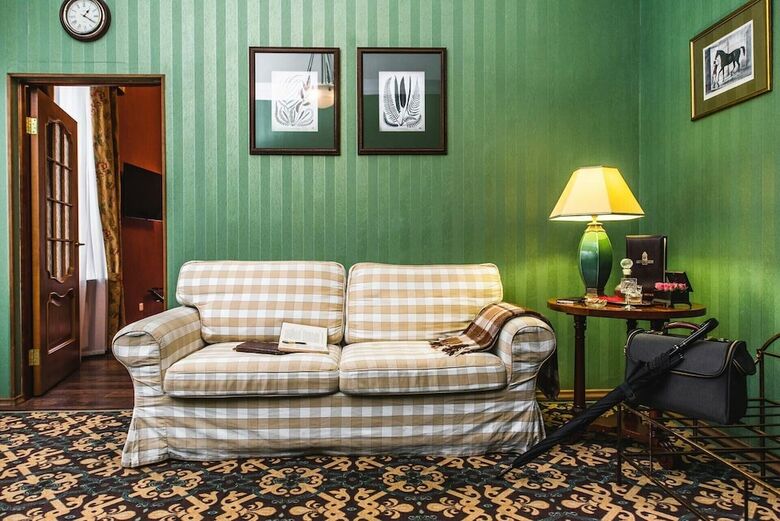 Lancaster Court Hotel