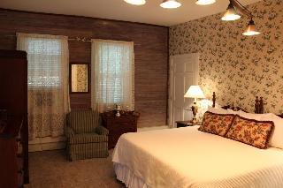 Bed & Breakfast Heart Of The Village Inn