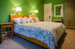 Bed & Breakfast Heart Of The Village Inn