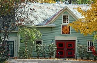 Bed & Breakfast Heart Of The Village Inn
