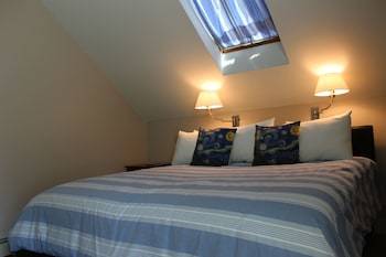 Bed & Breakfast Heart Of The Village Inn