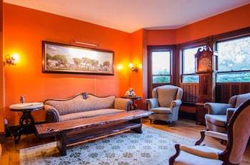 Bed & Breakfast Heart Of The Village Inn