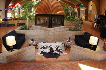 Hotel Douglas Inn & Conference Center