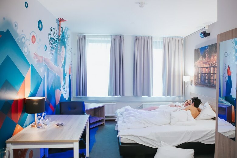 Aparthotel Amsterdam Teleport Hotel