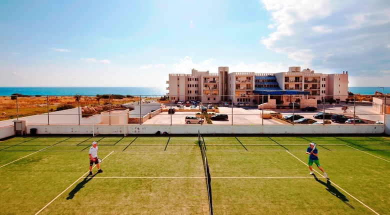 Hotel Capital Coast Resort & Spa