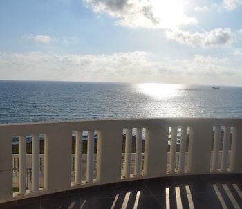 Hotel Capital Coast Resort & Spa