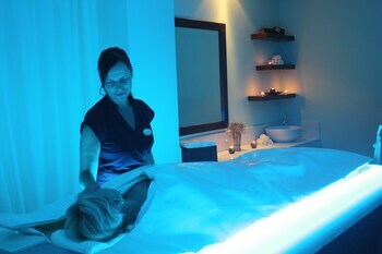 Hotel Capital Coast Resort & Spa