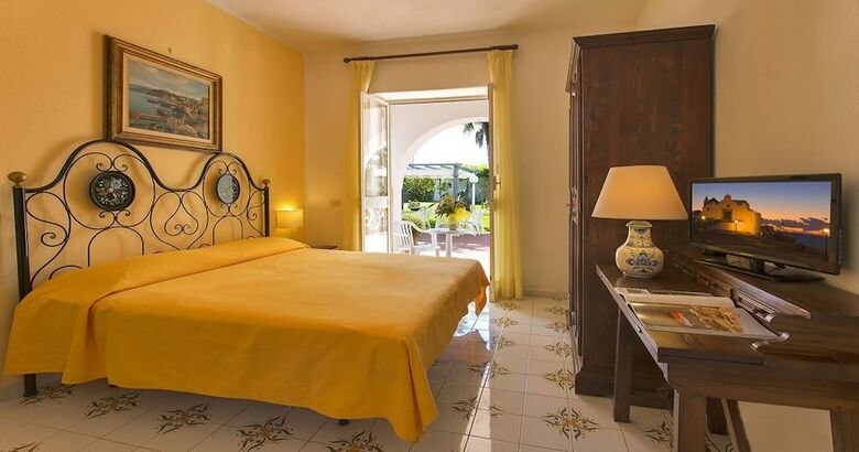 Hotel Corona