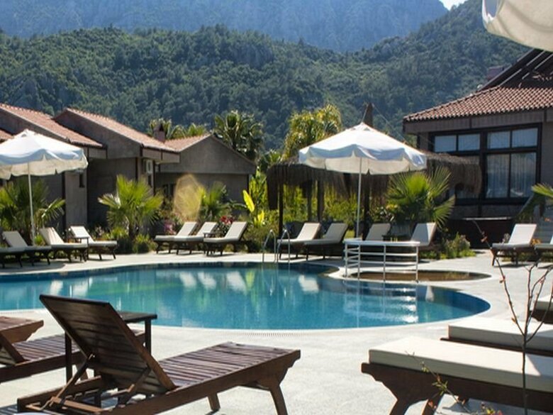 Nerissa Hotel