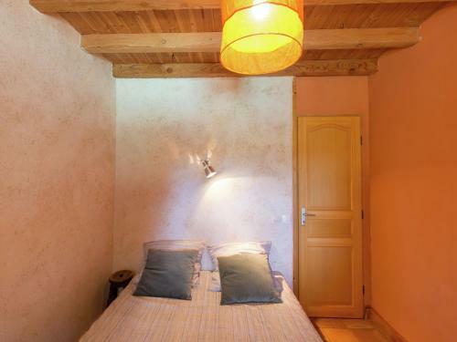Maison De Vacances - St Alban-auriolles 2