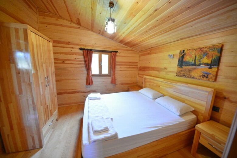 Lemon Garden Lodge