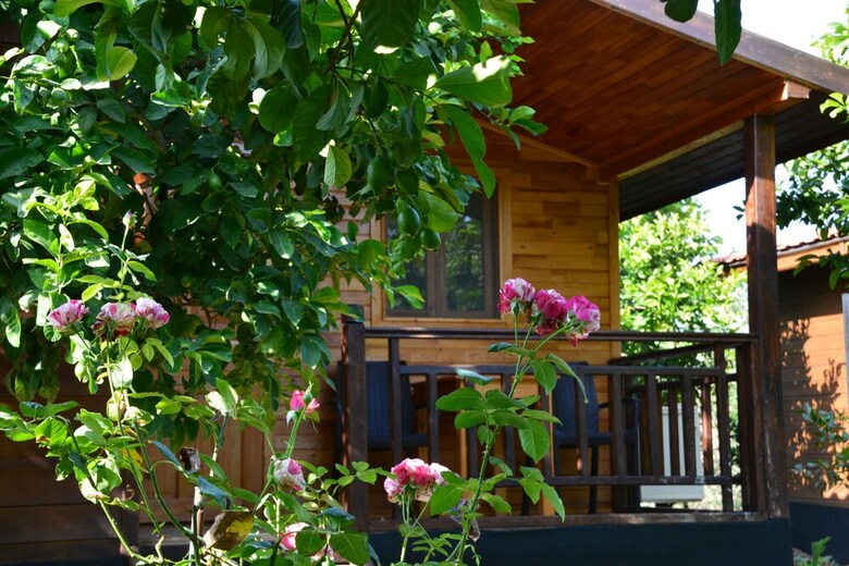 Lemon Garden Lodge