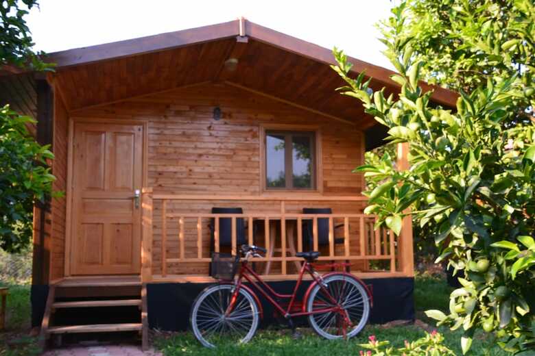 Lemon Garden Lodge