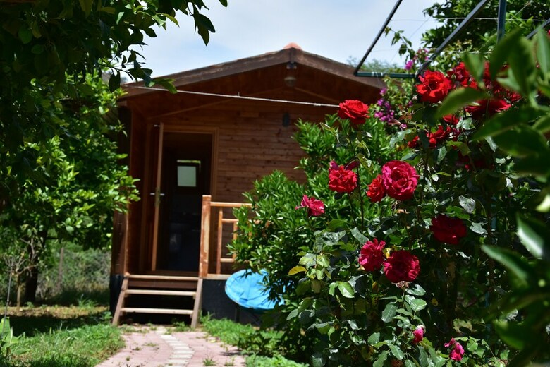 Lemon Garden Lodge